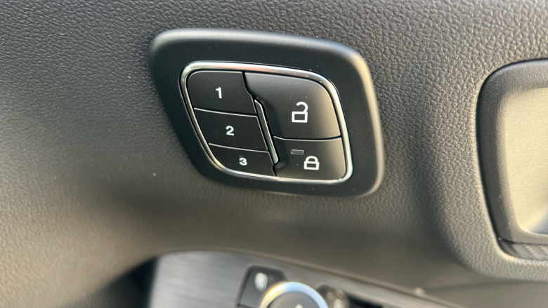 Ford Kuga 2.5 FHEV ST-Line 5dr CVT Hybrid Estate